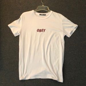 OBEY Light-Pink Tee-Shirt